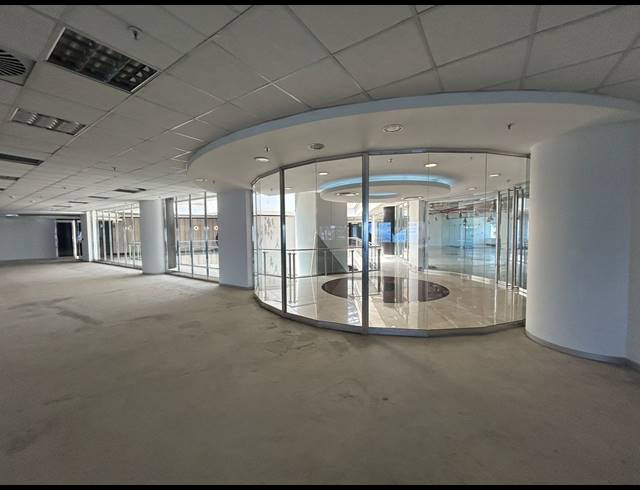 1,035M² OFFICE TO LET IN SANDTON CENTRAL